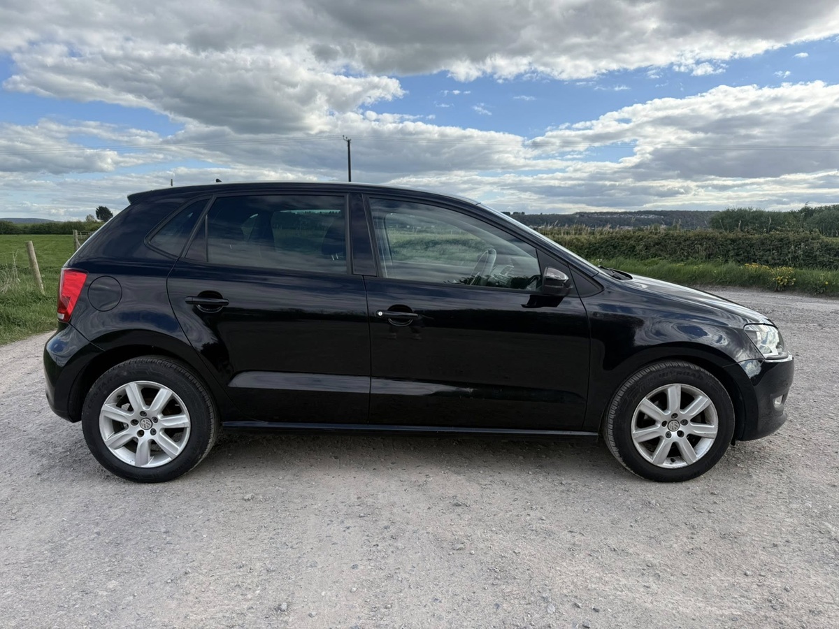										Volkswagen Polo Match 1.2 full									