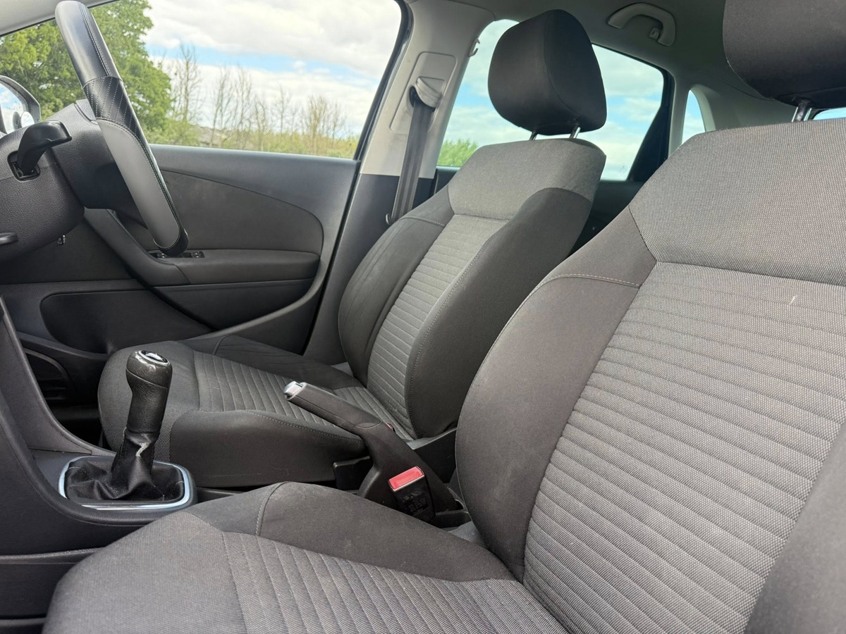 										Volkswagen Polo Match 1.2 full									