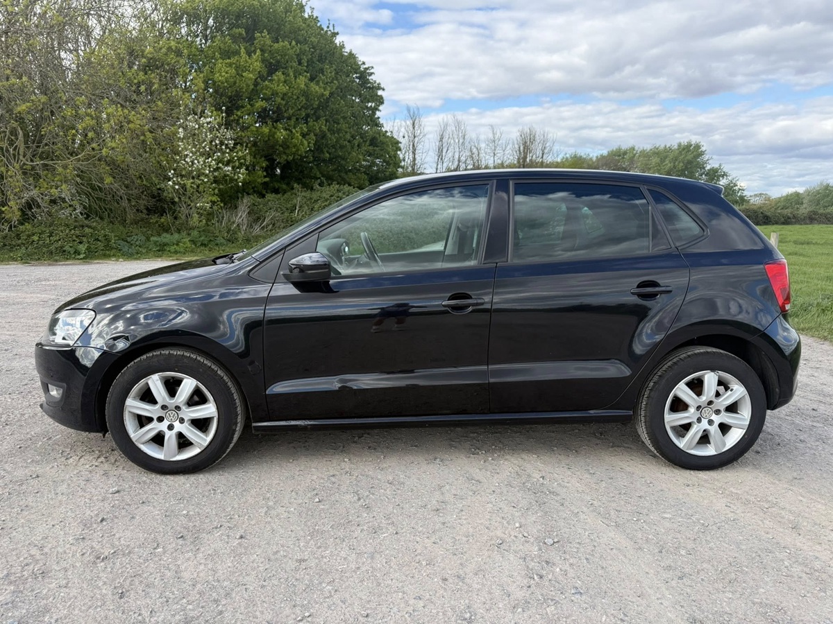 										Volkswagen Polo Match 1.2 full									