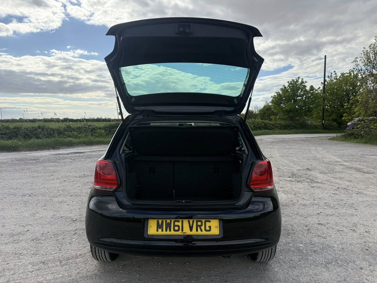 										Volkswagen Polo Match 1.2 full									