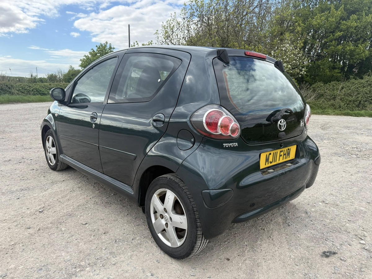 								Toyota Aygo Ice 1.0 full									