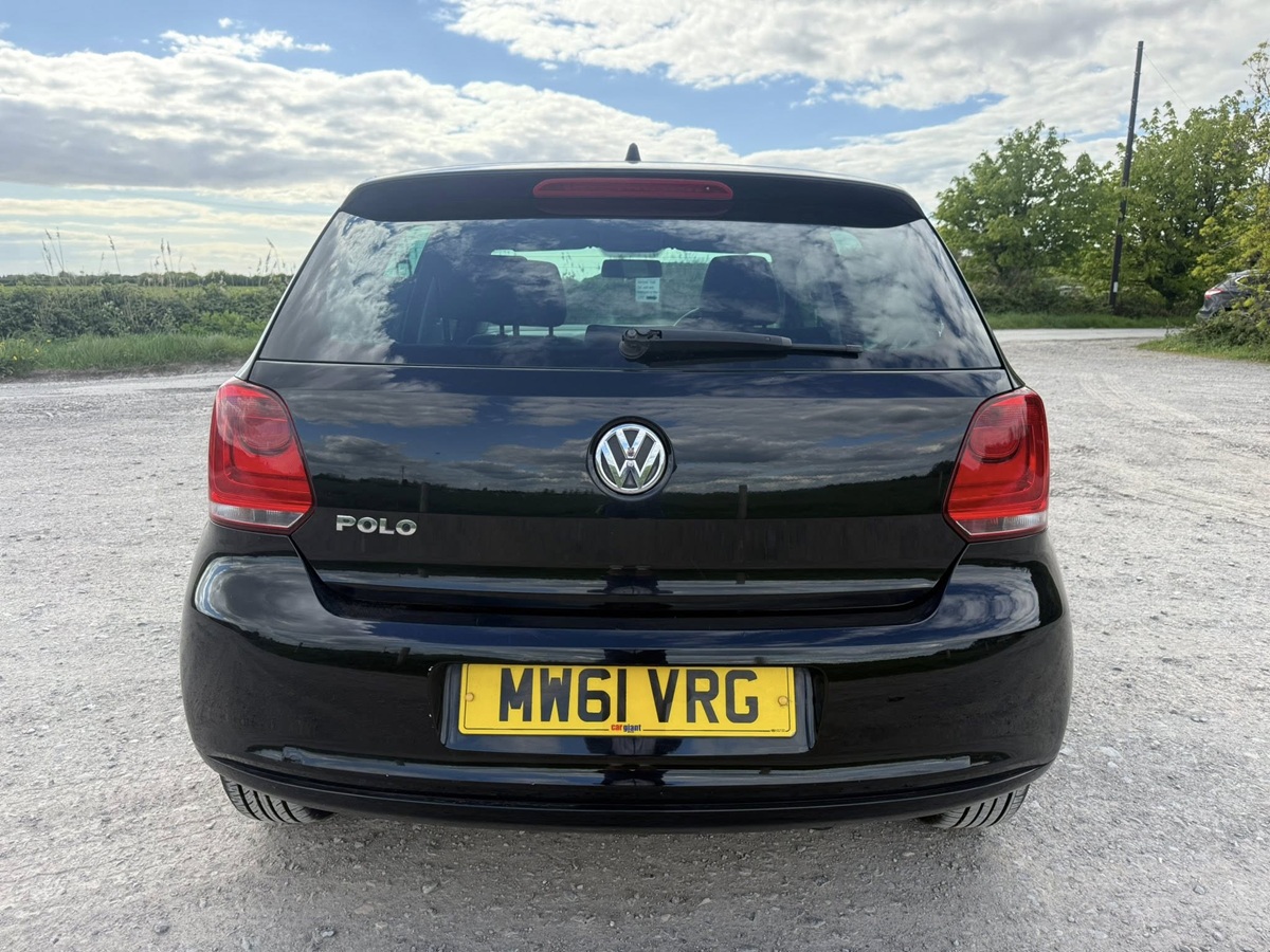 										Volkswagen Polo Match 1.2 full									