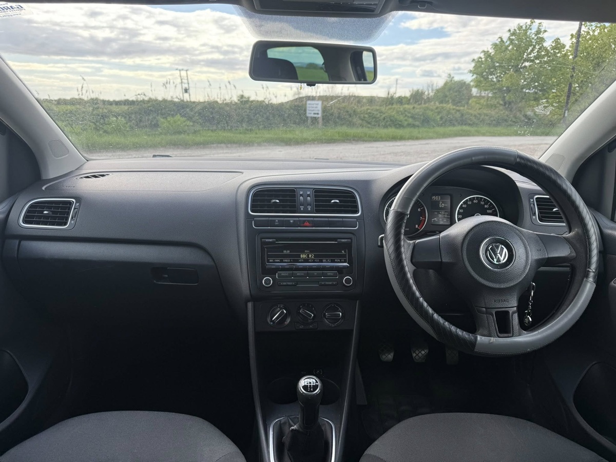 										Volkswagen Polo Match 1.2 full									