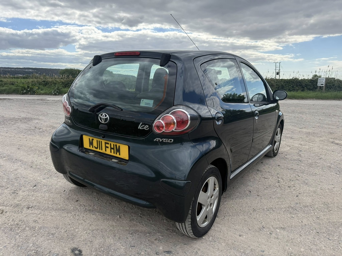 								Toyota Aygo Ice 1.0 full									