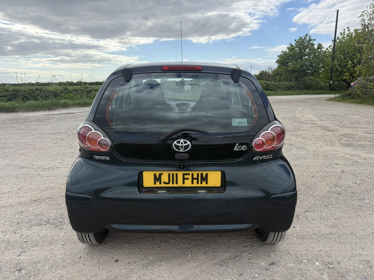 								Toyota Aygo Ice 1.0 full									