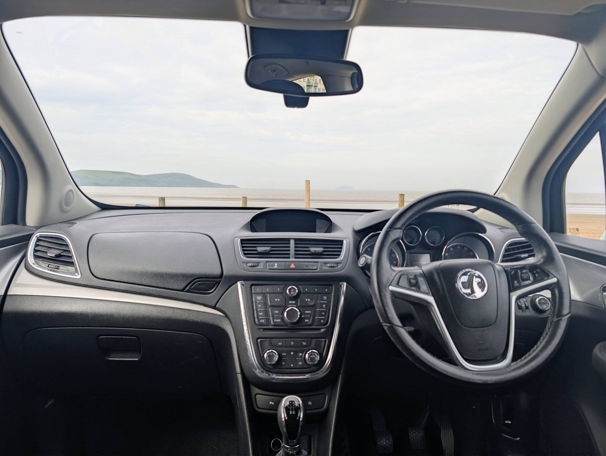 								Vauxhall Mokka Exclusiv 1.6 full									