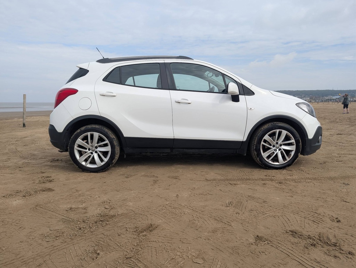 								Vauxhall Mokka Exclusiv 1.6 full									