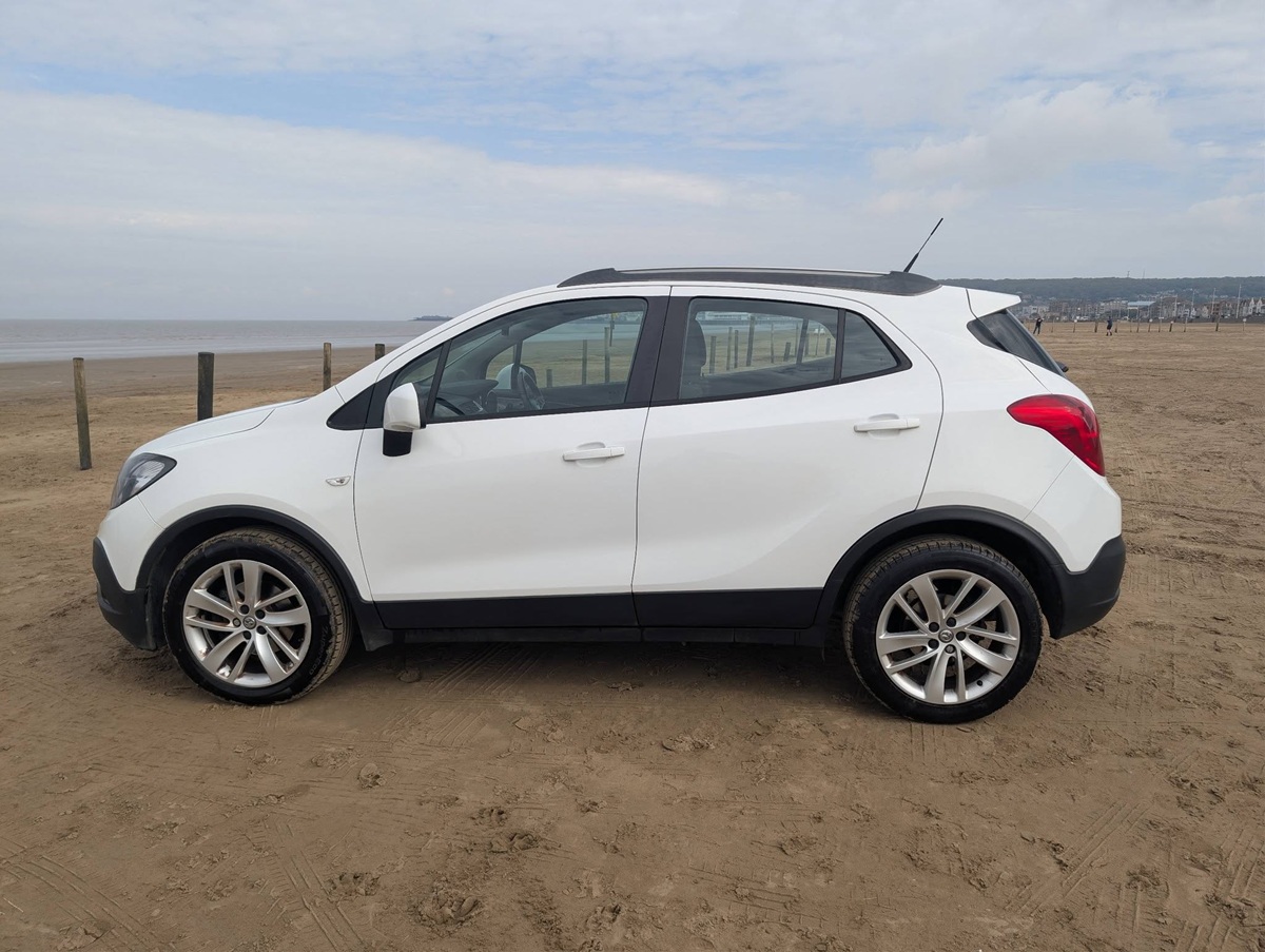								Vauxhall Mokka Exclusiv 1.6 full									