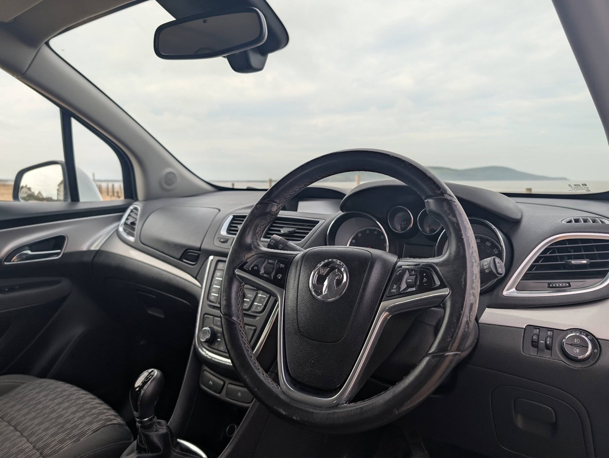 								Vauxhall Mokka Exclusiv 1.6 full									