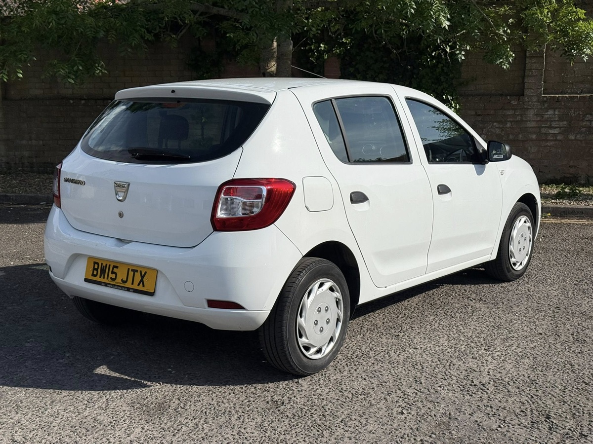 								Dacia Sandero Ambiance 1.2 full									