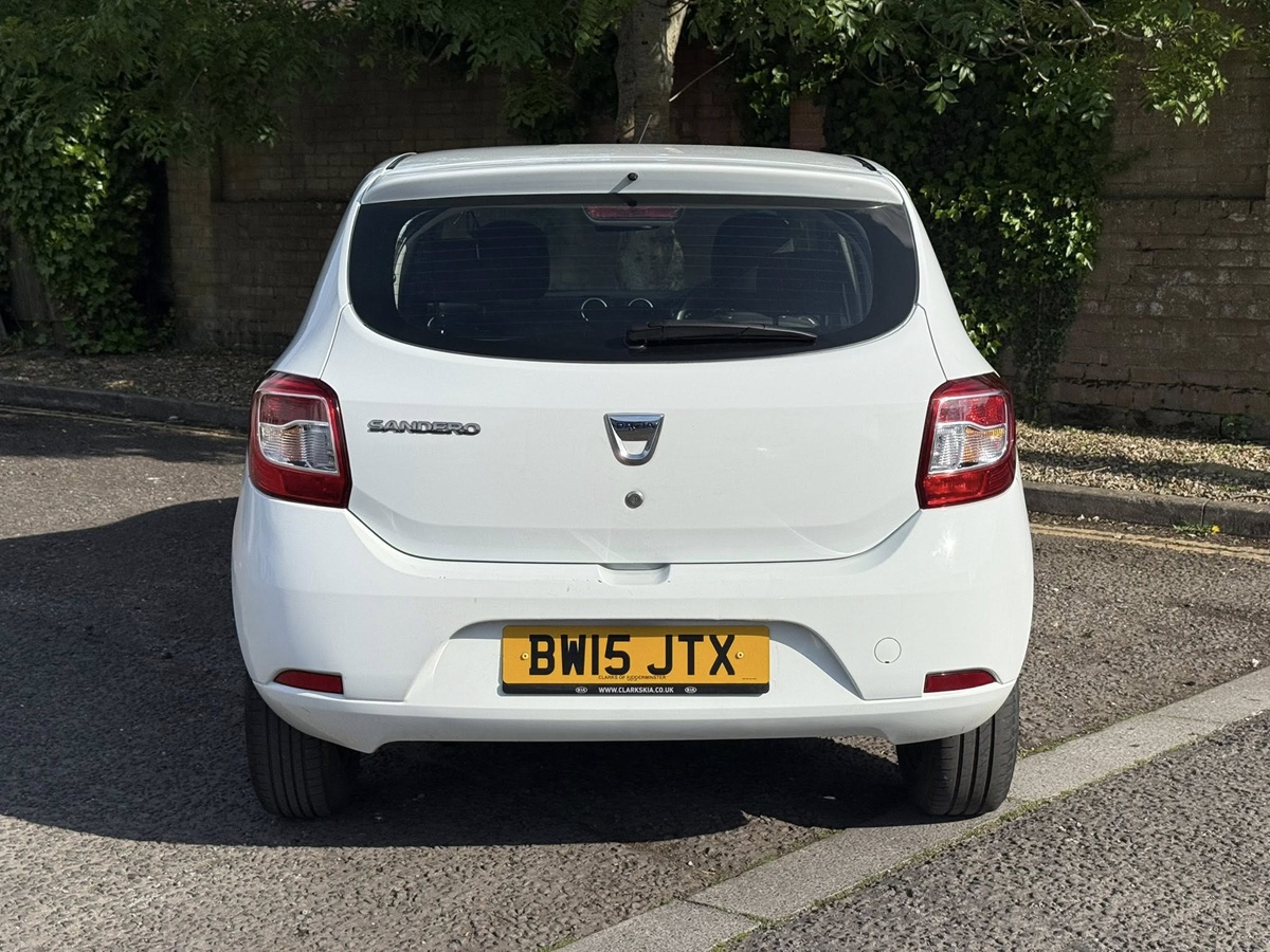 								Dacia Sandero Ambiance 1.2 full									