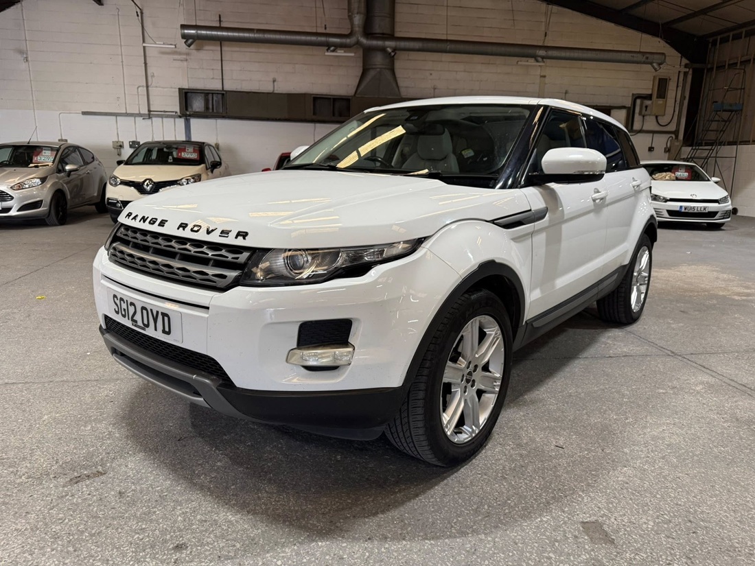 								Range Rover Evoque Pure SD4 full									