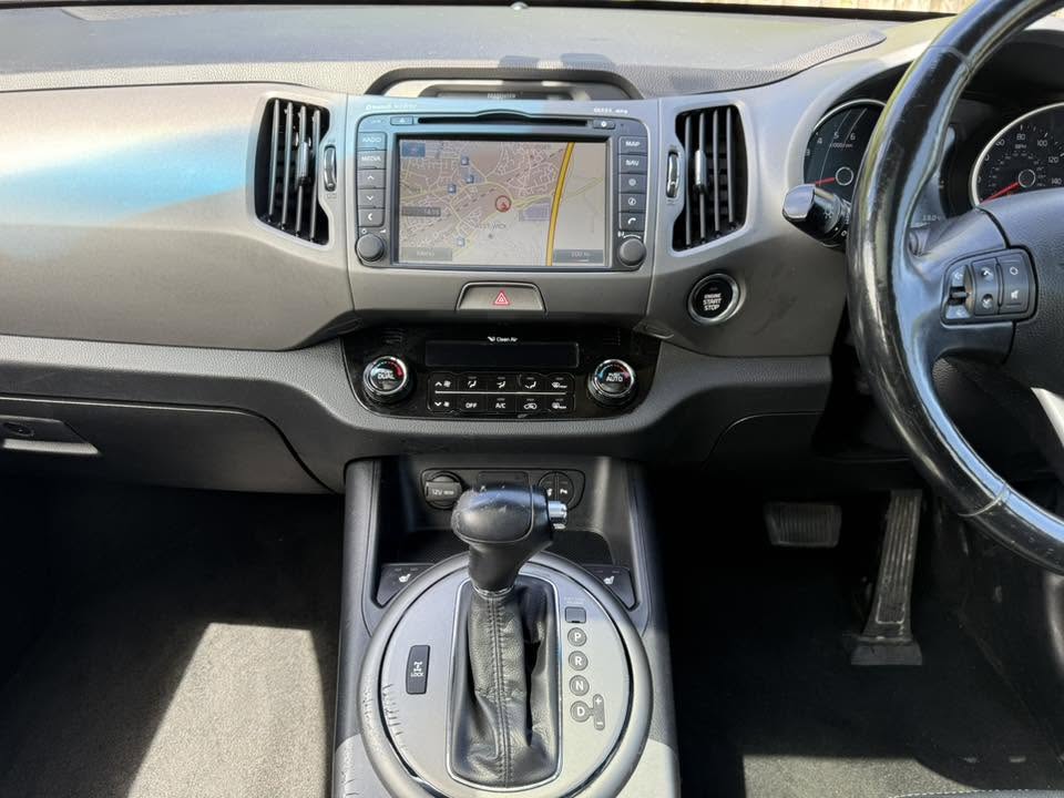 								Kia Sportage KX-4 2.0 full									
