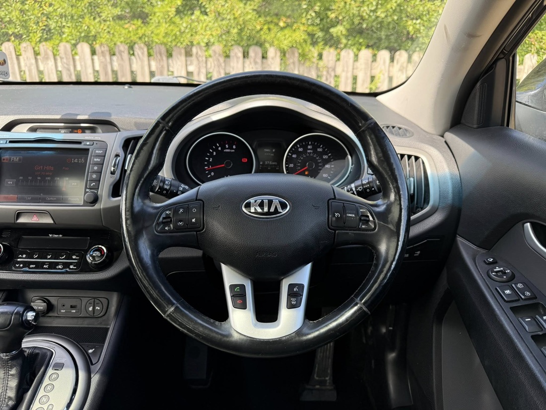 								Kia Sportage KX-4 2.0 full									