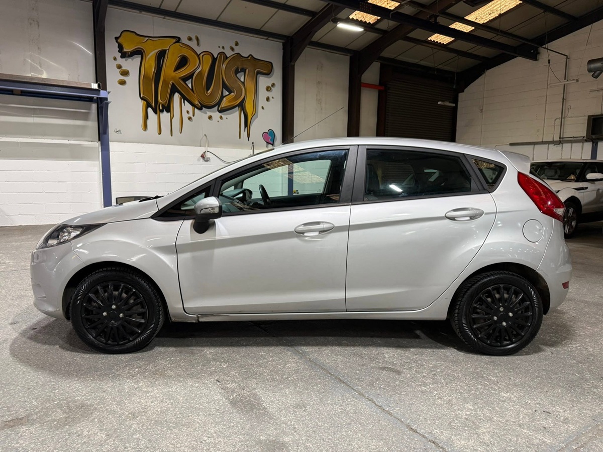 								Ford Fiesta Edge 1.25 full									