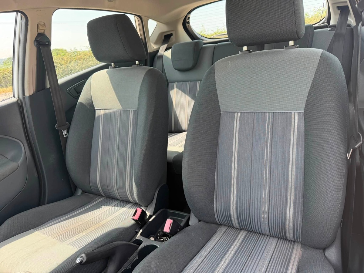 								Ford Fiesta Edge full									