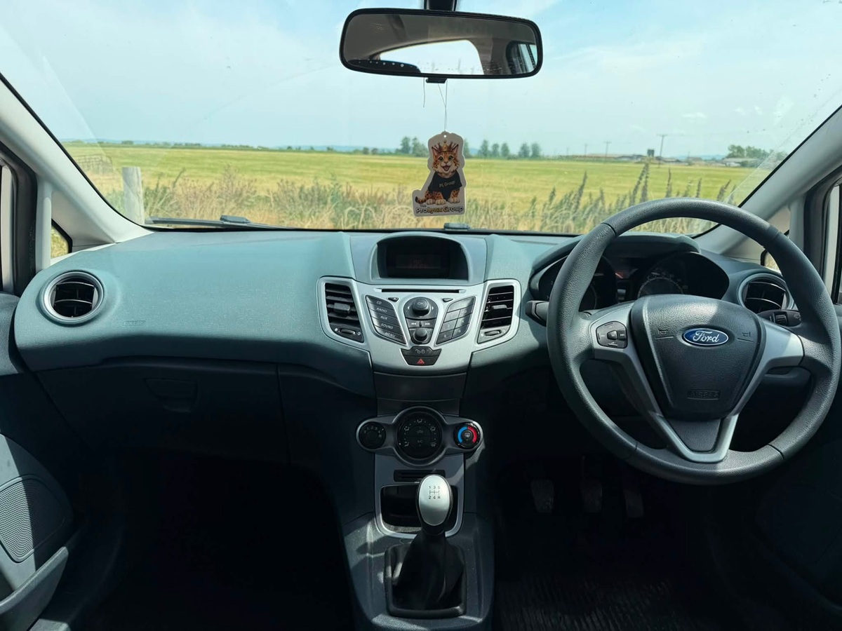 								Ford Fiesta Edge full									