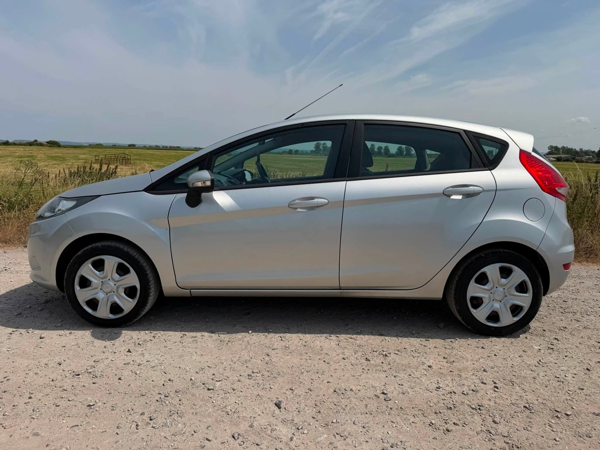 								Ford Fiesta Edge full									