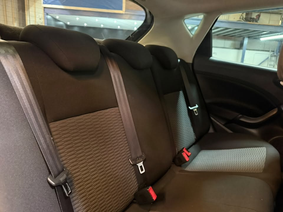 								Seat Ibiza 1.6 CR Sport full									