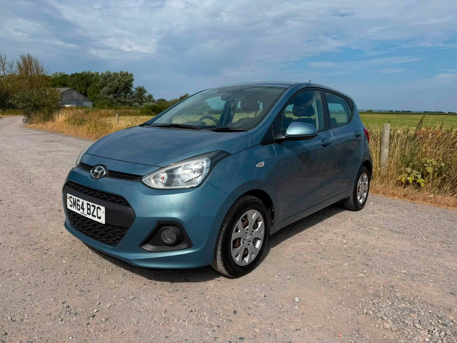								Hyundai i10 SE full									