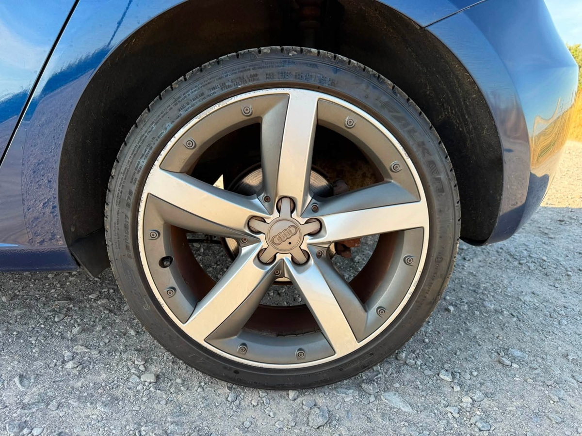 								Audi A1 Sport full									