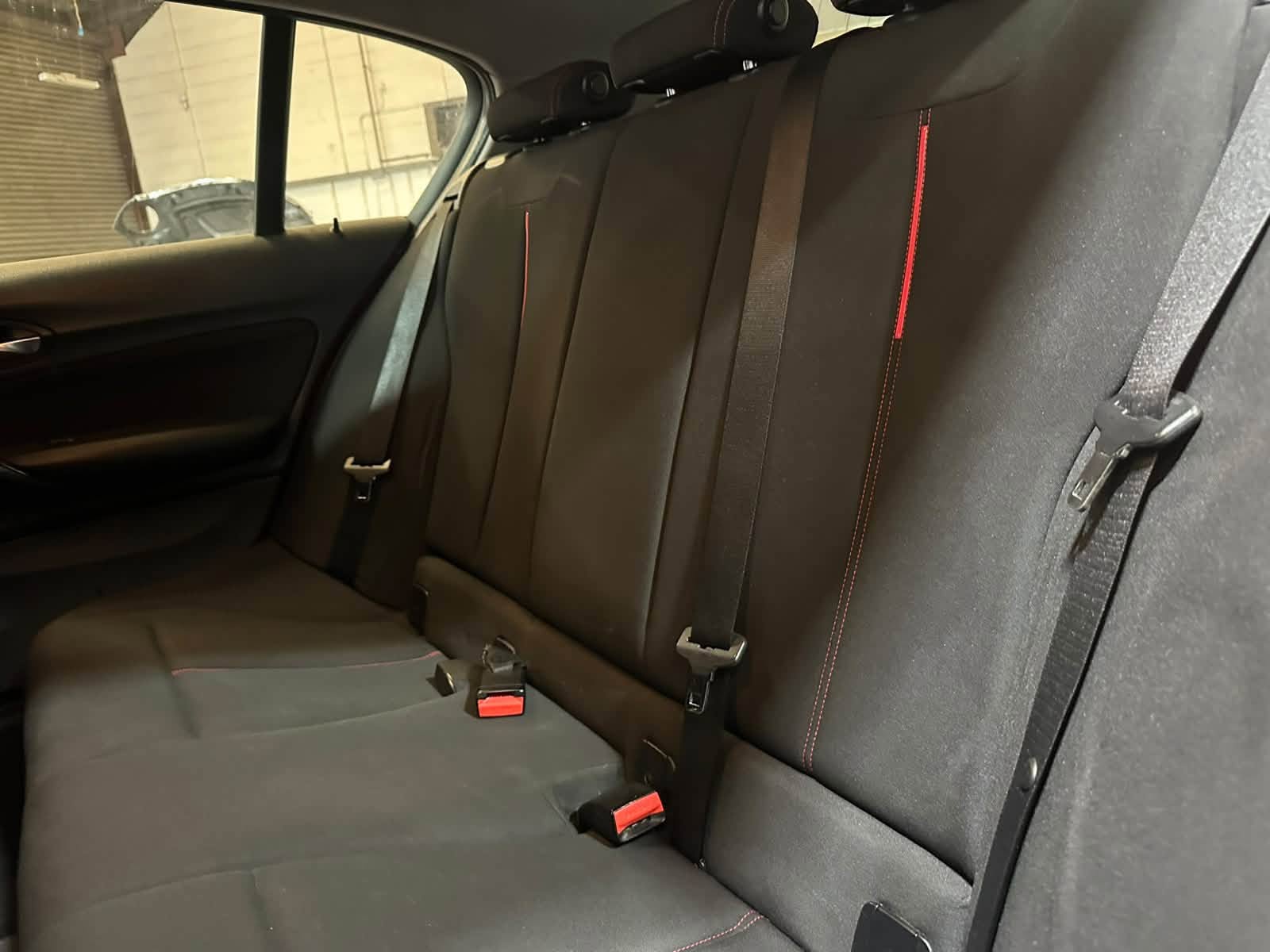 								BMW 116i Sport full									
