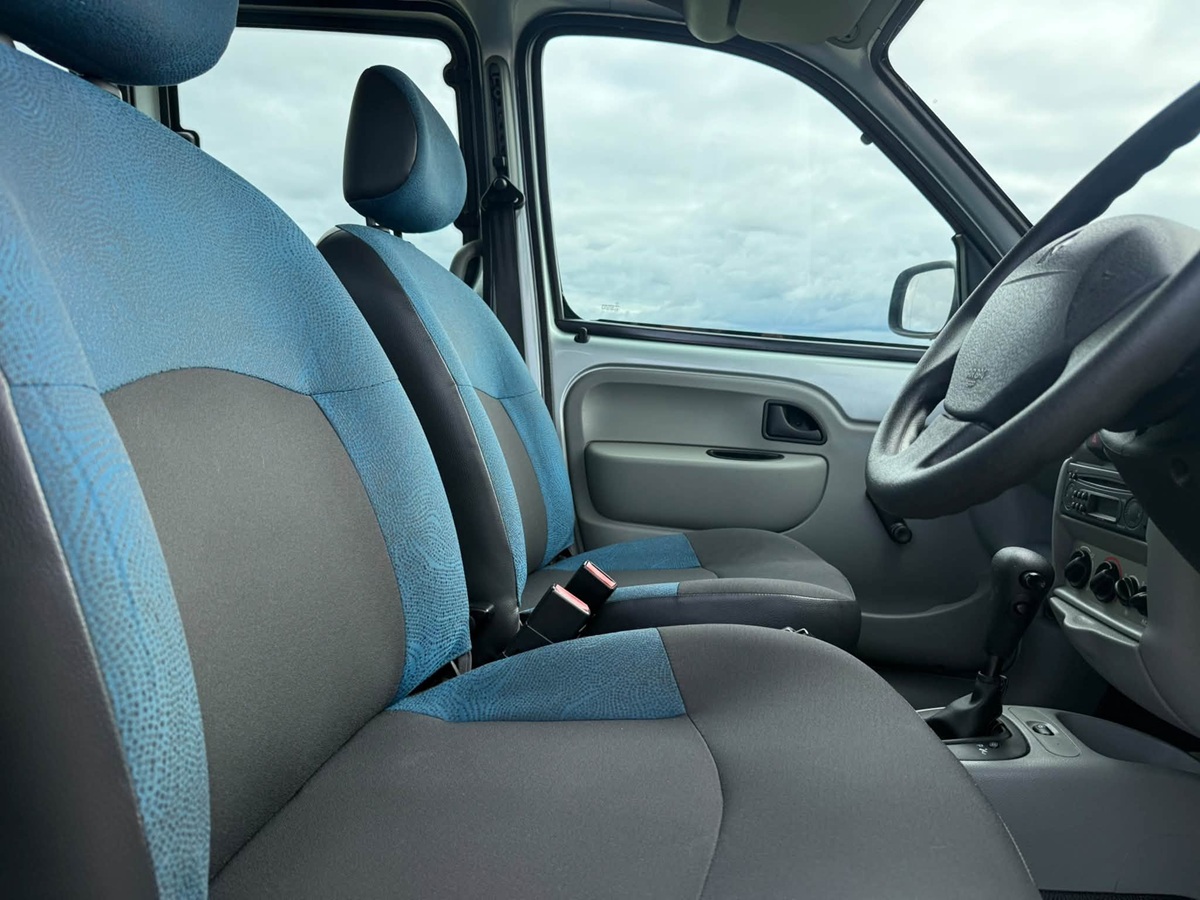 								Renault Authentique MPV full									
