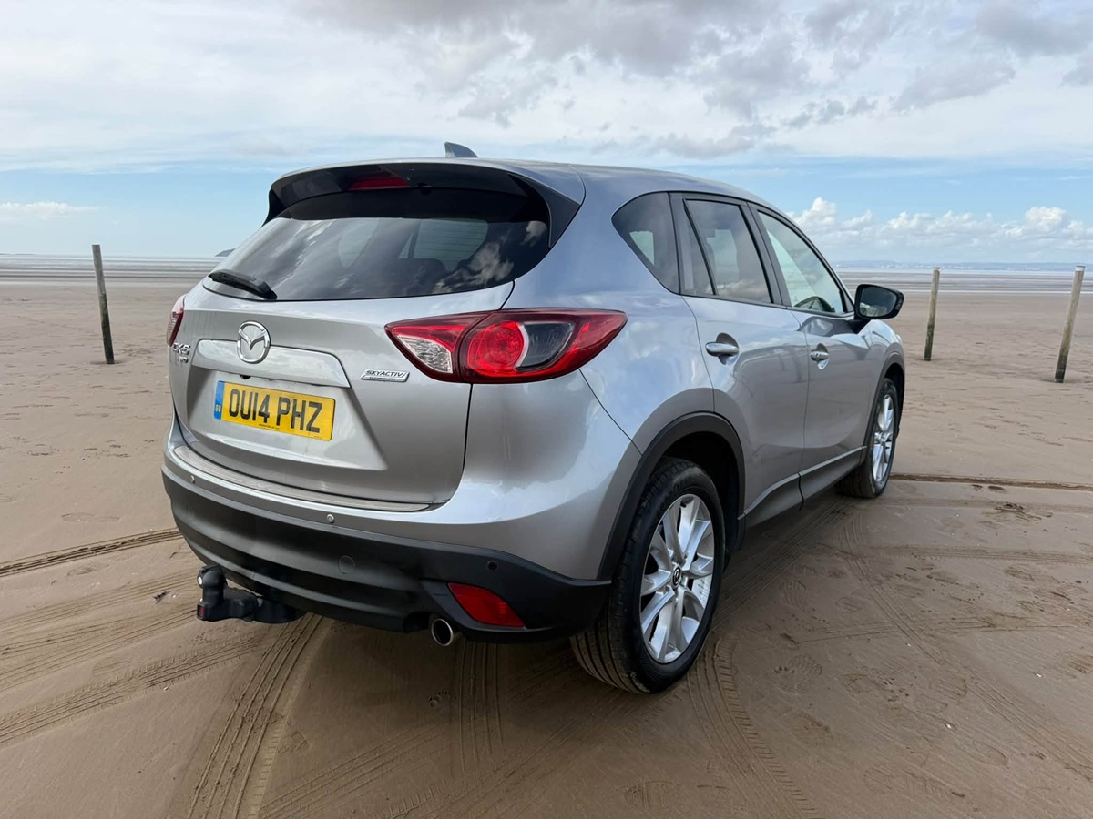 								Mazda CX-5 Sport full									