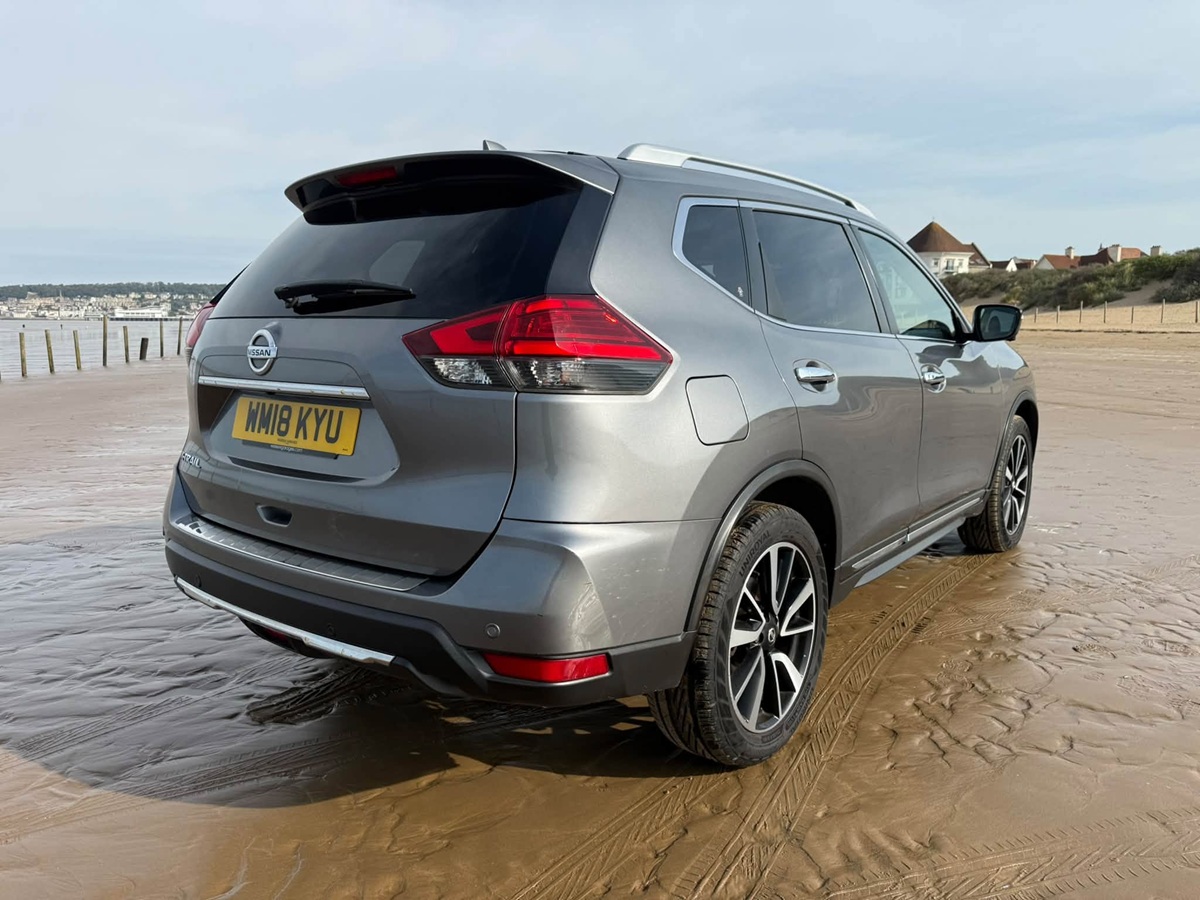 								Nissan X-Trail Tekna full									
