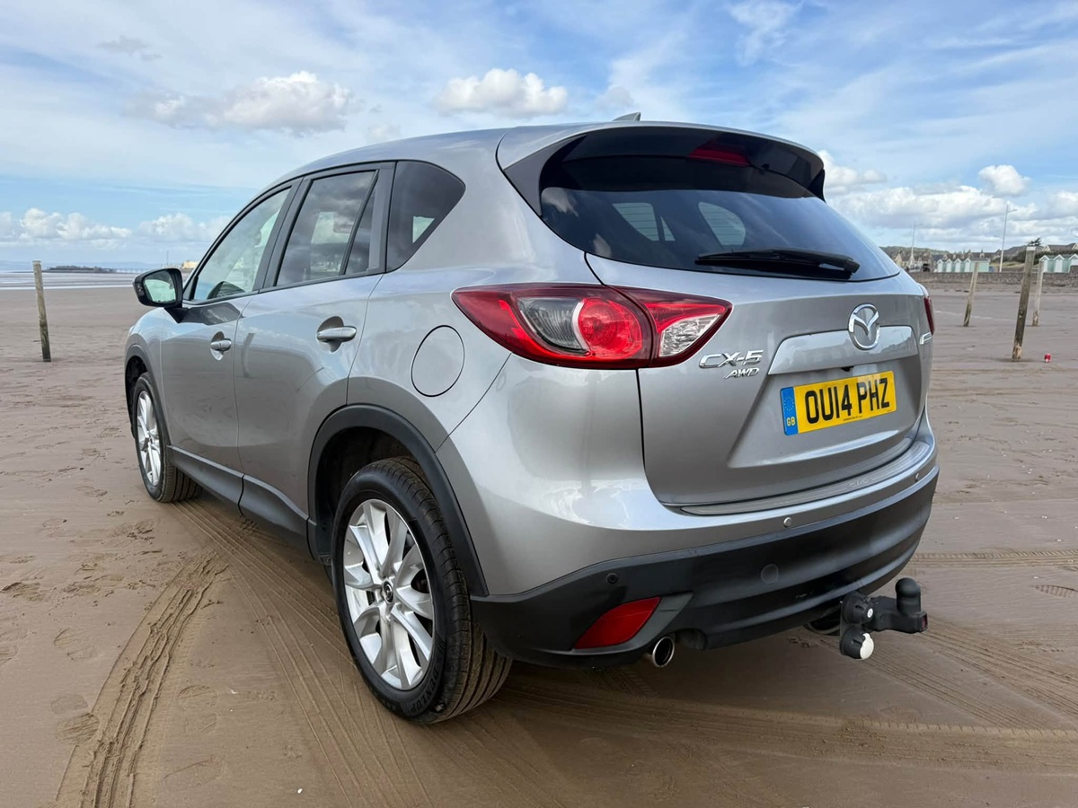 								Mazda CX-5 Sport full									