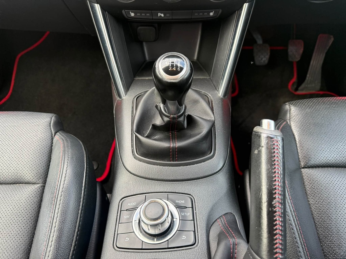 								Mazda CX-5 Sport full									