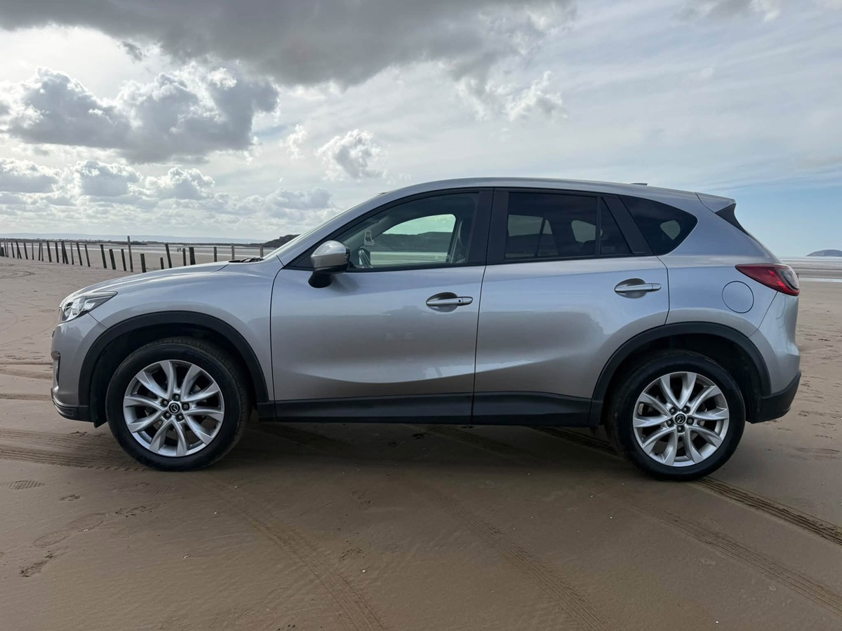 								Mazda CX-5 Sport full									