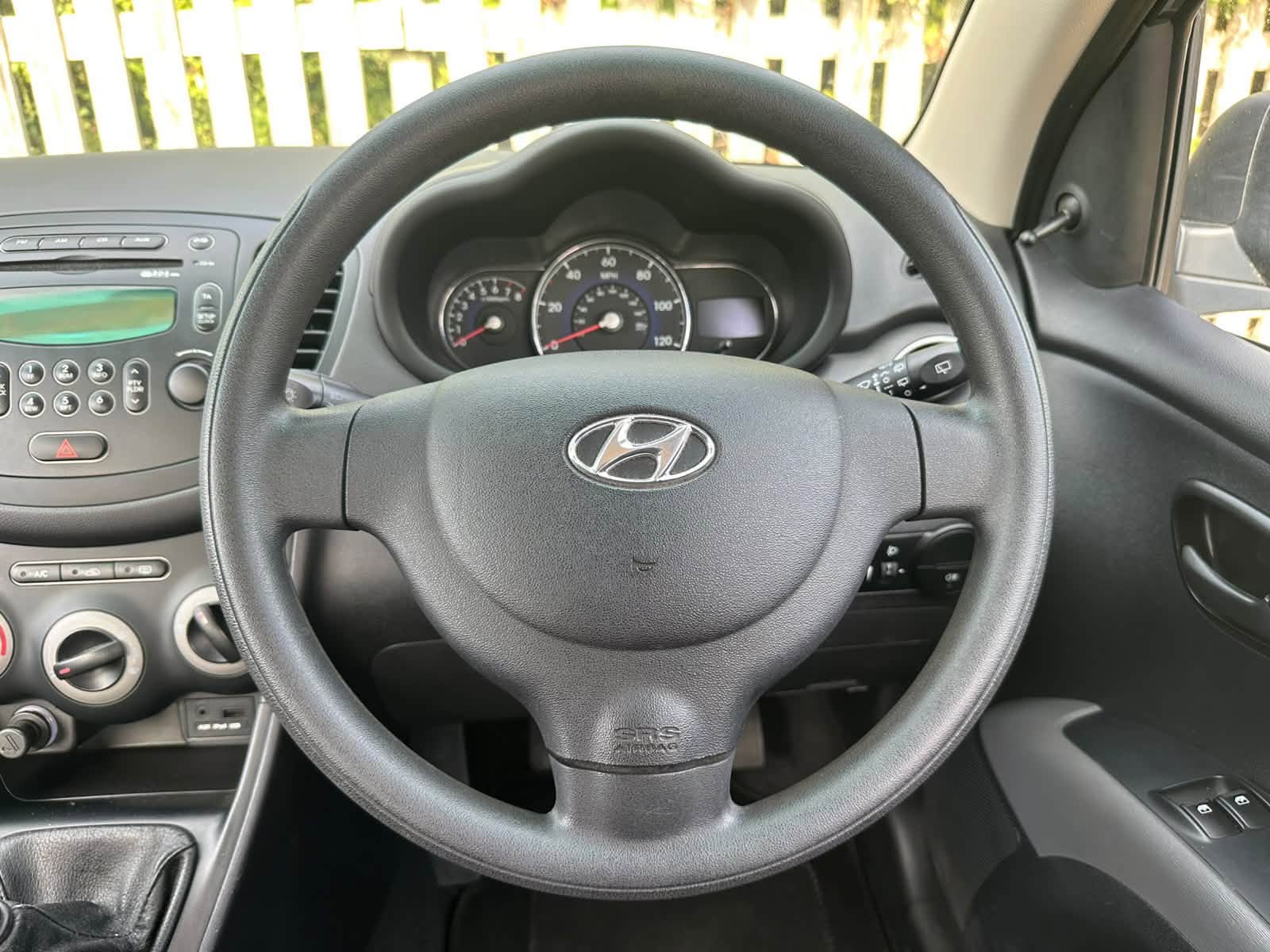 								Hyundai i10 Classic full									