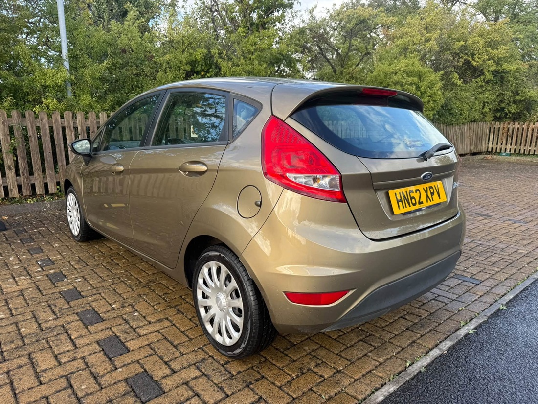 								Ford Fiesta Edge full									