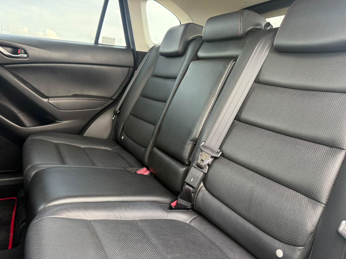 								Mazda CX-5 Sport full									