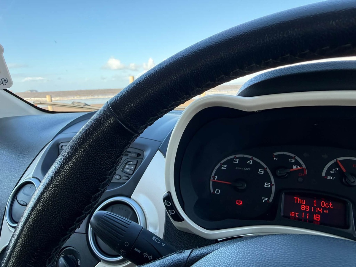 								Ford Ka Zetec Studio full									