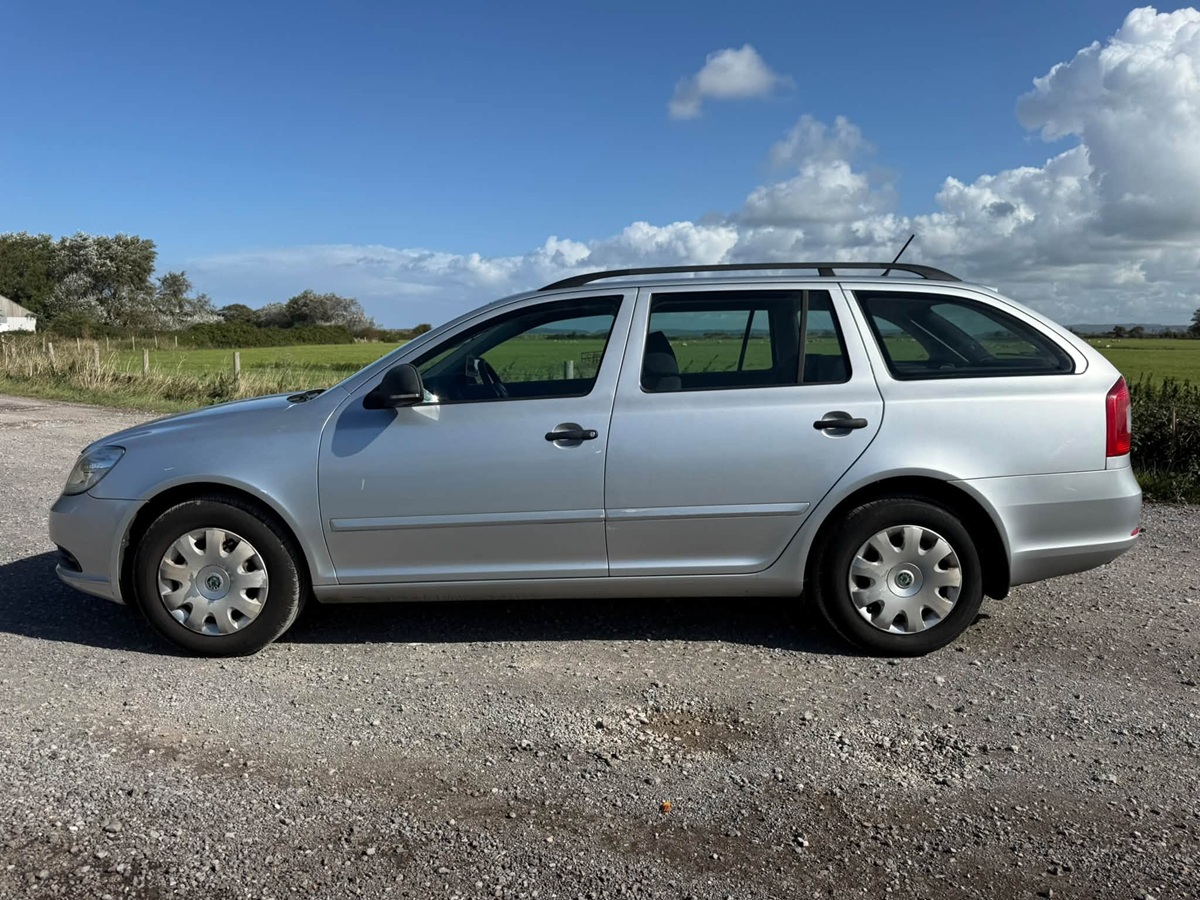 								Skoda Octavia full									