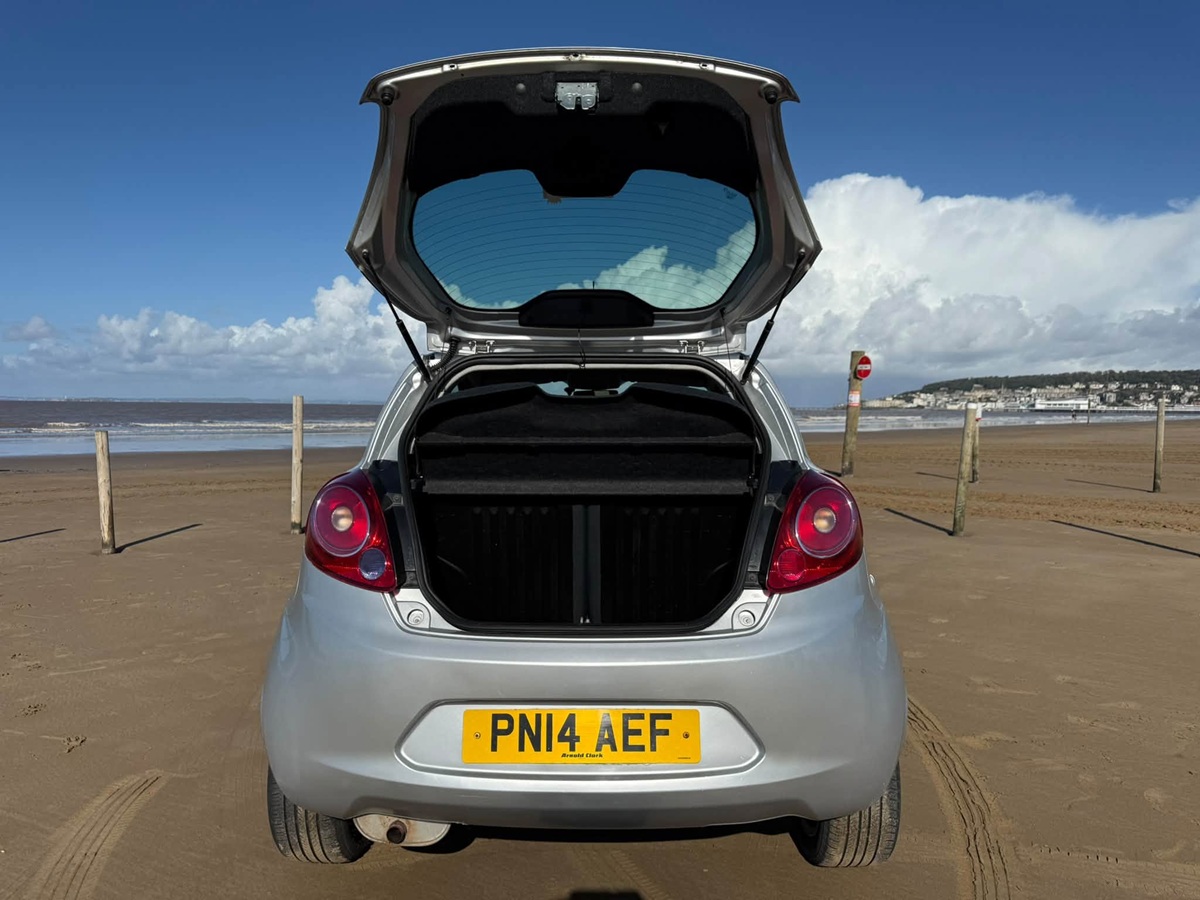 								Ford Ka Zetec Studio full									