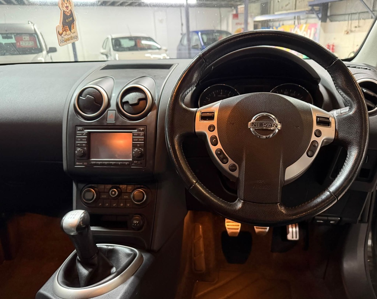								Nissan Qashqai+2 Tekna full									