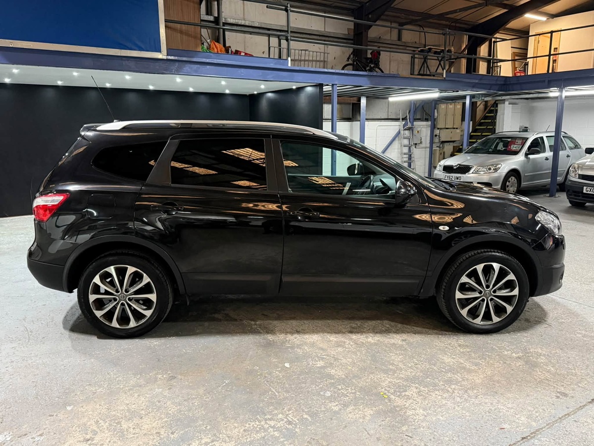 								Nissan Qashqai+2 Tekna full									