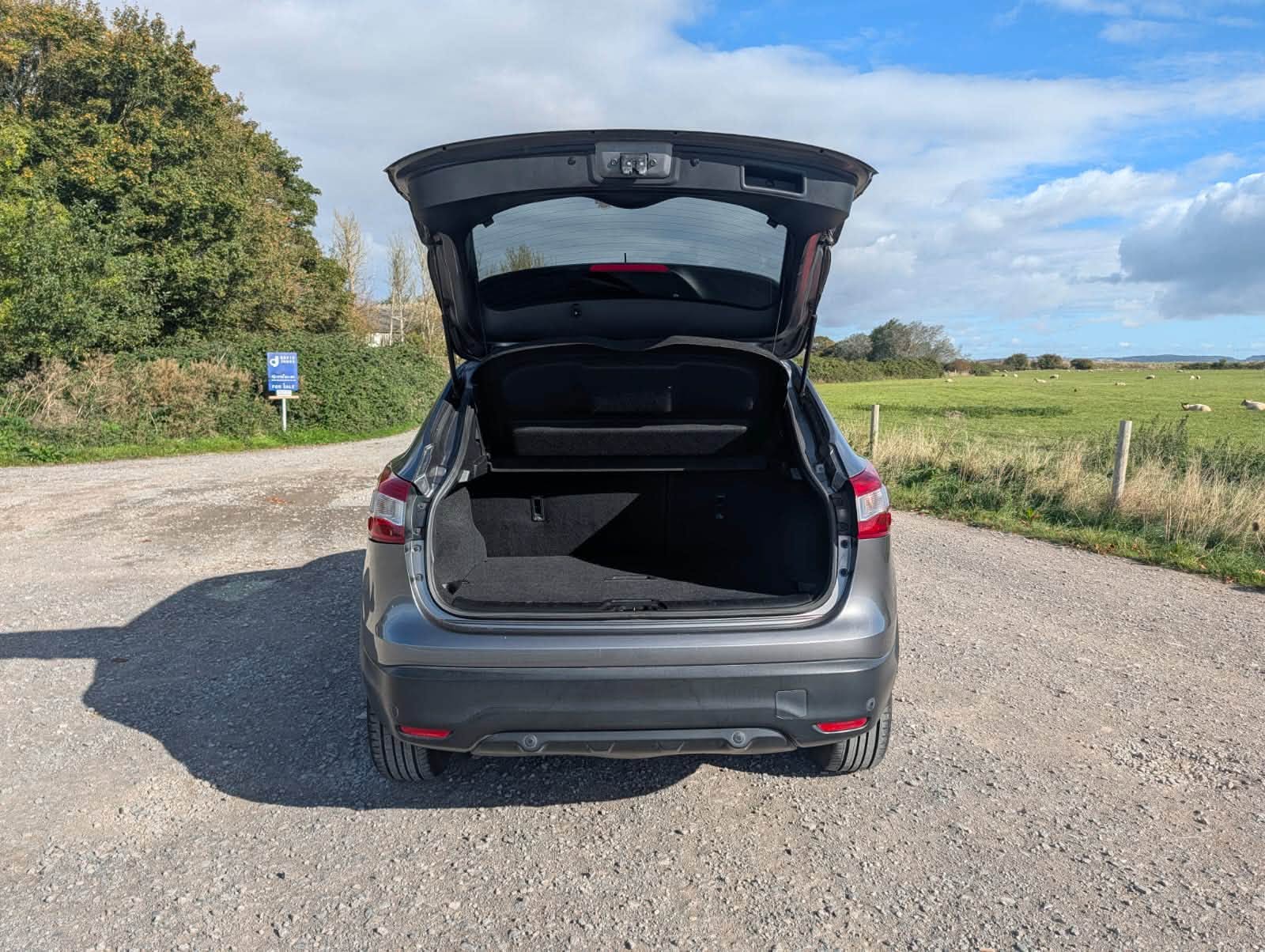 								Nissan Qashqai N-Tec+ full									