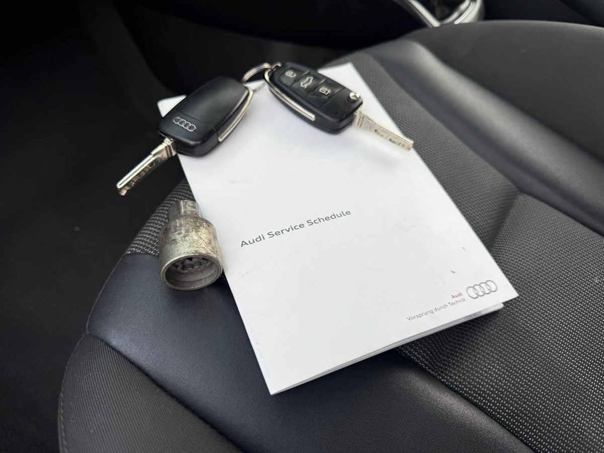 								Audi A1 Sport full									