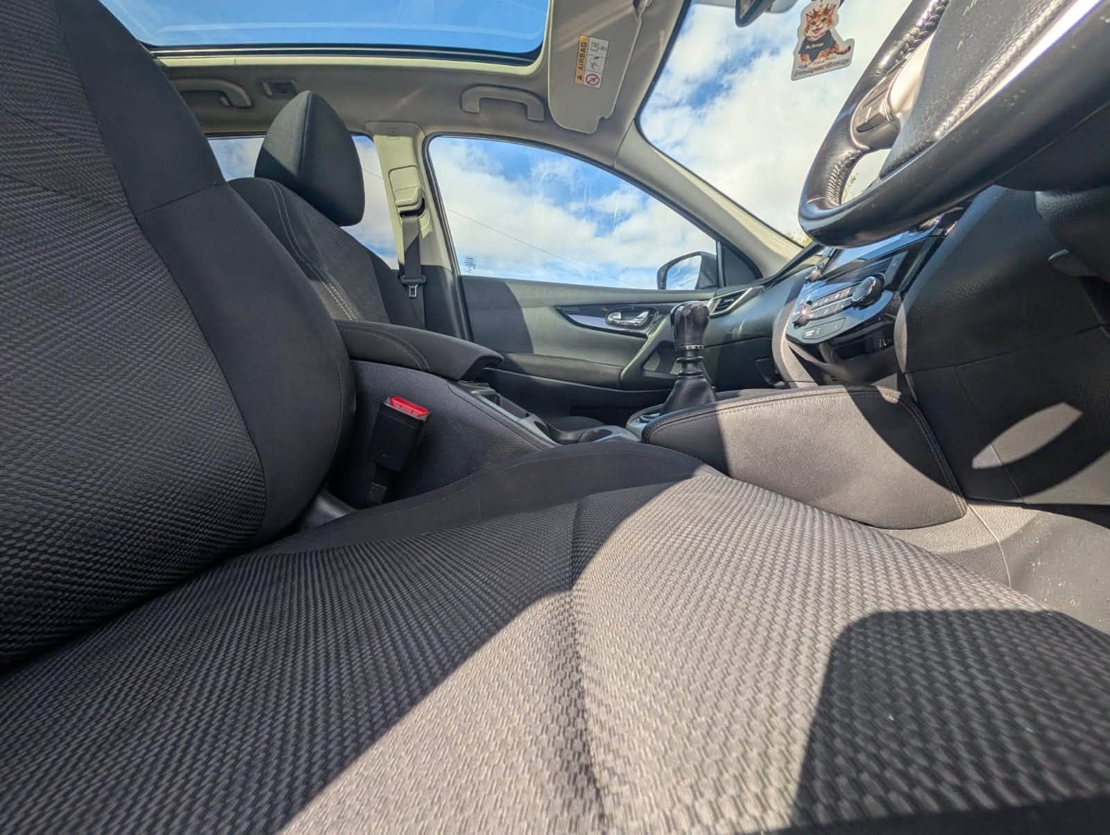 								Nissan Qashqai N-Tec+ full									