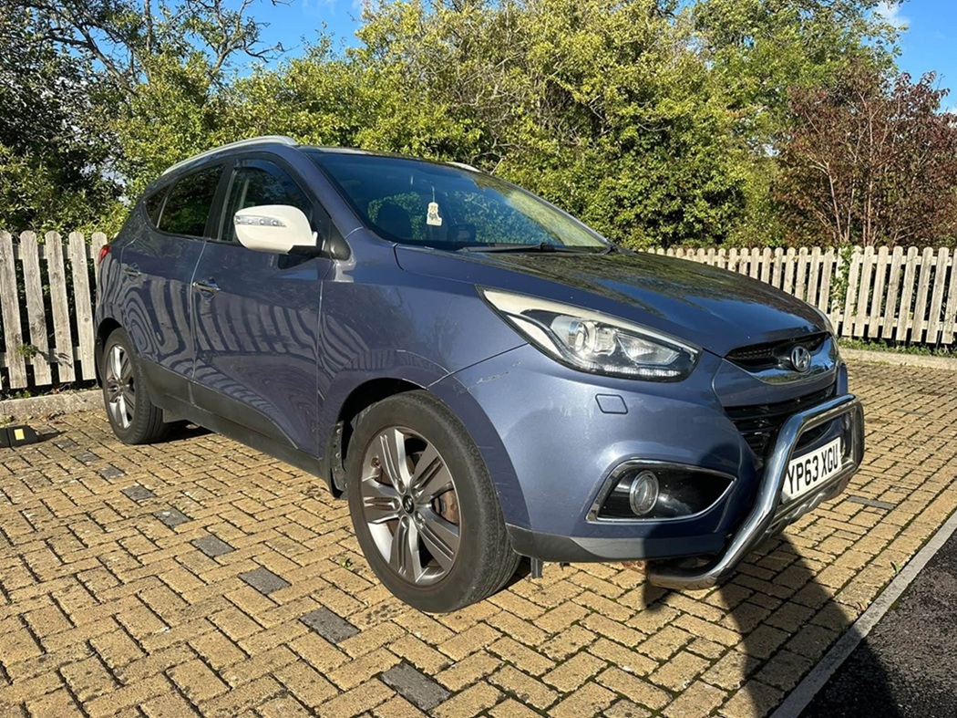 								Hyundai IX35 Premium PAN full									