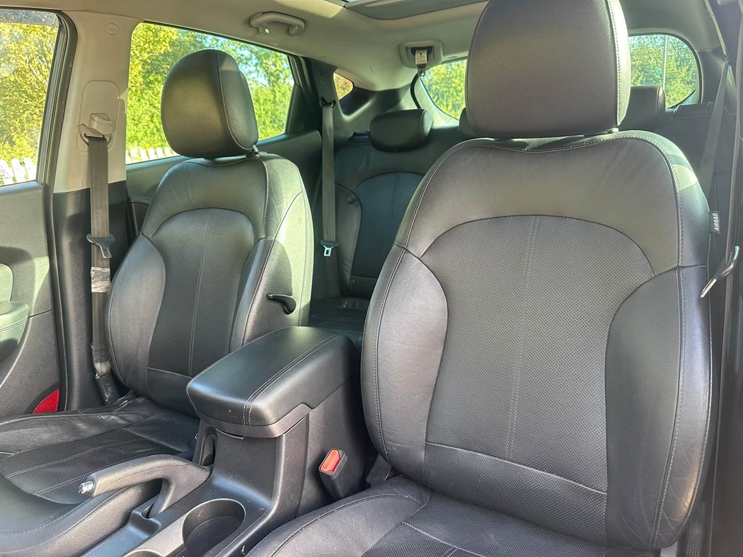 								Hyundai IX35 Premium PAN full									