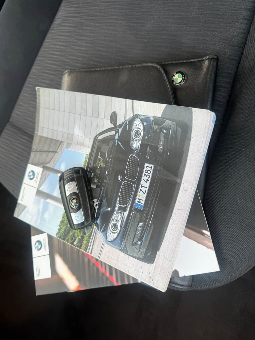 								BMW 1 Series ES 116D full									
