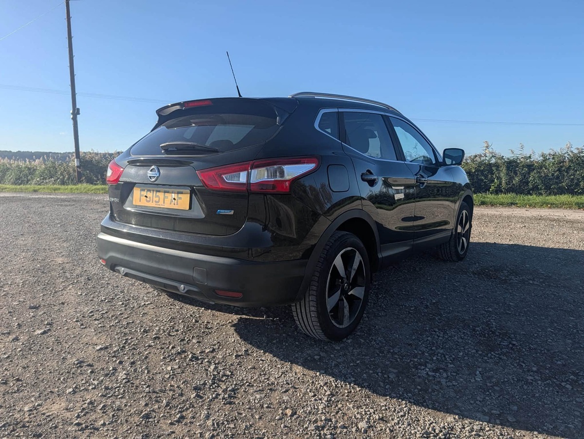 								Nissan Qashqai N-Tec+ full									