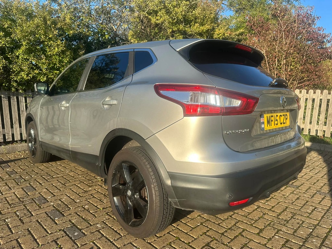 								Nissan Qashqai N-Tec full									
