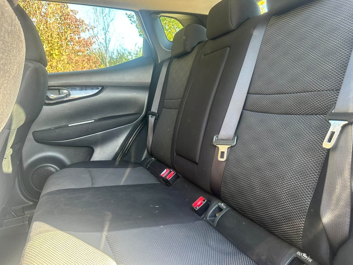 								Nissan Qashqai N-Tec full									