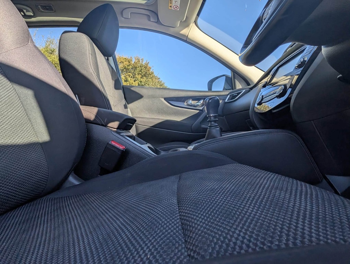 								Nissan Qashqai N-Tec+ full									